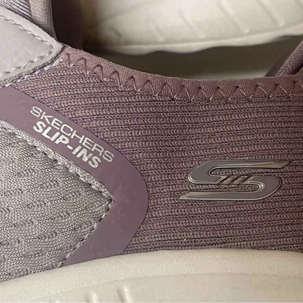Skechers Women's Sneakers in Light Purple size 11 medium - Picture 7 of 10